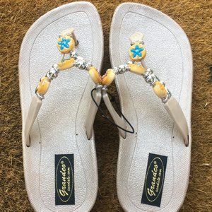 Champagne Embellished Starfish Thong/Flip Flops  Size 7- Grandco Sandals